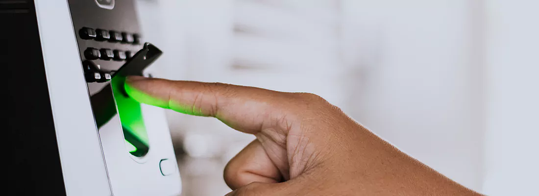 Smart Gate Locks with Remote Access Features in Sanford, FL